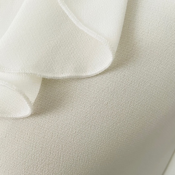 Off white ruffled shirt - Picture 3 of 4